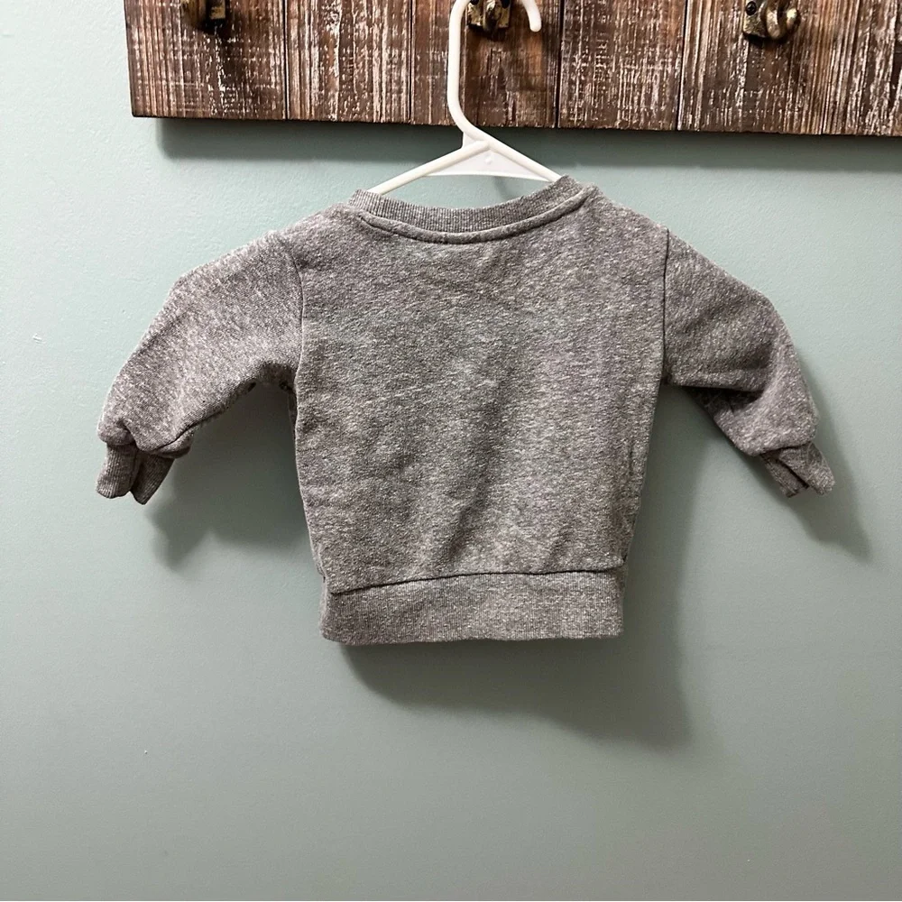 Disney Mickey Mouse Sweatshirt Pullover Size 12 months unisex Gary